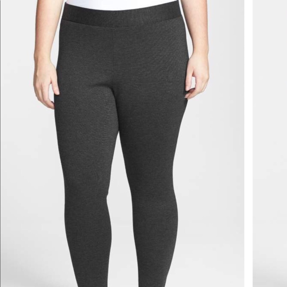 Two by Vince Camuto leggings